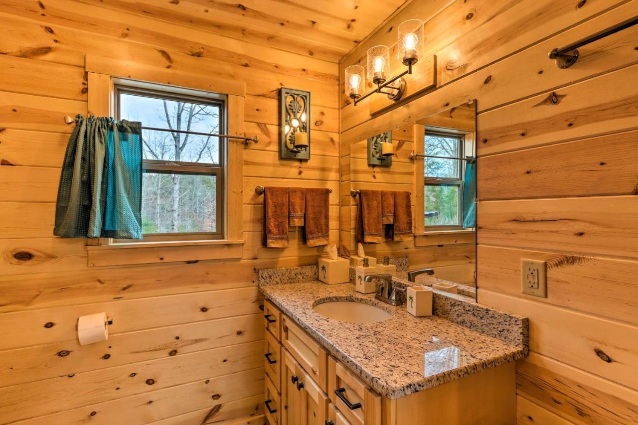 Cozy Mtn Cabin Spacious Deck And Forest Views! Murphy Luaran gambar